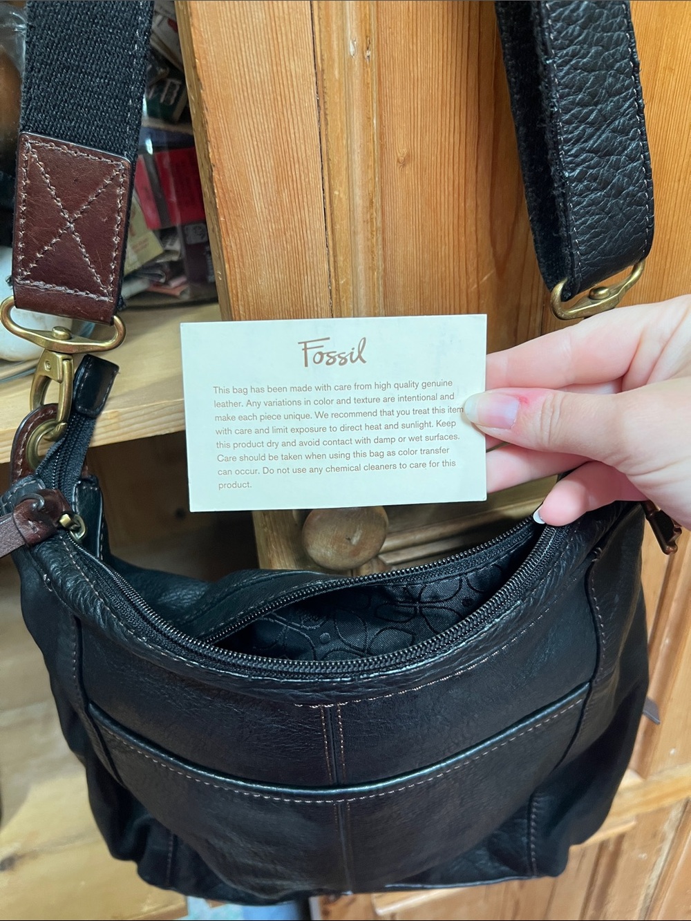 Fossil Morgan Traveler Crossbody Bag - Picture 9 of 12